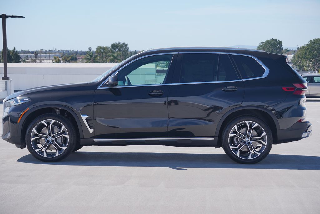 Thumbnail: 2026 BMW X5 - 4