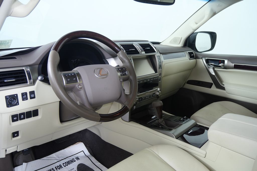 Thumbnail: 2019 Lexus GX - 13