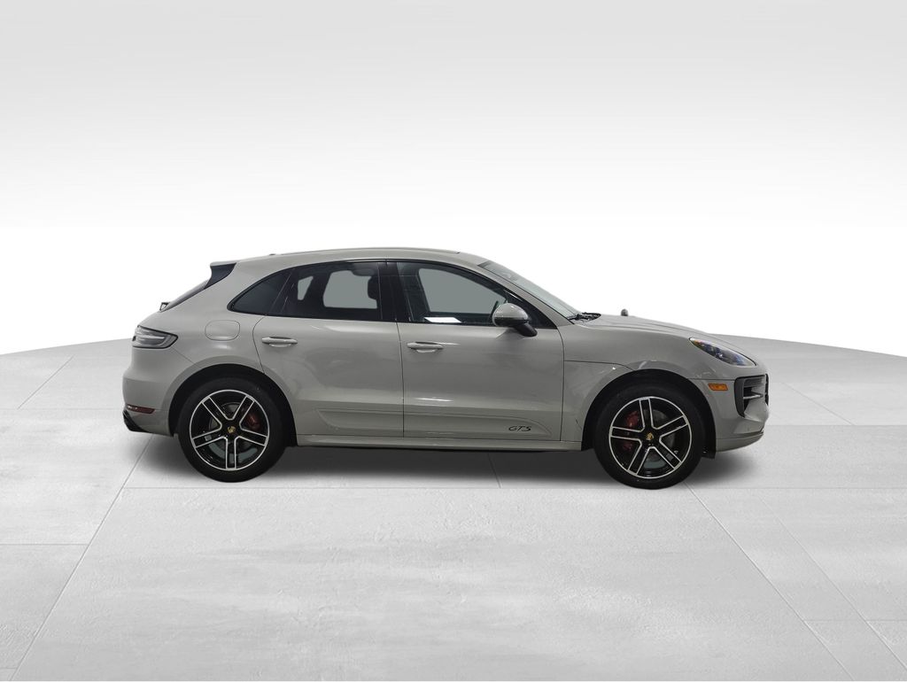 Thumbnail: 2021 Porsche Macan - 6