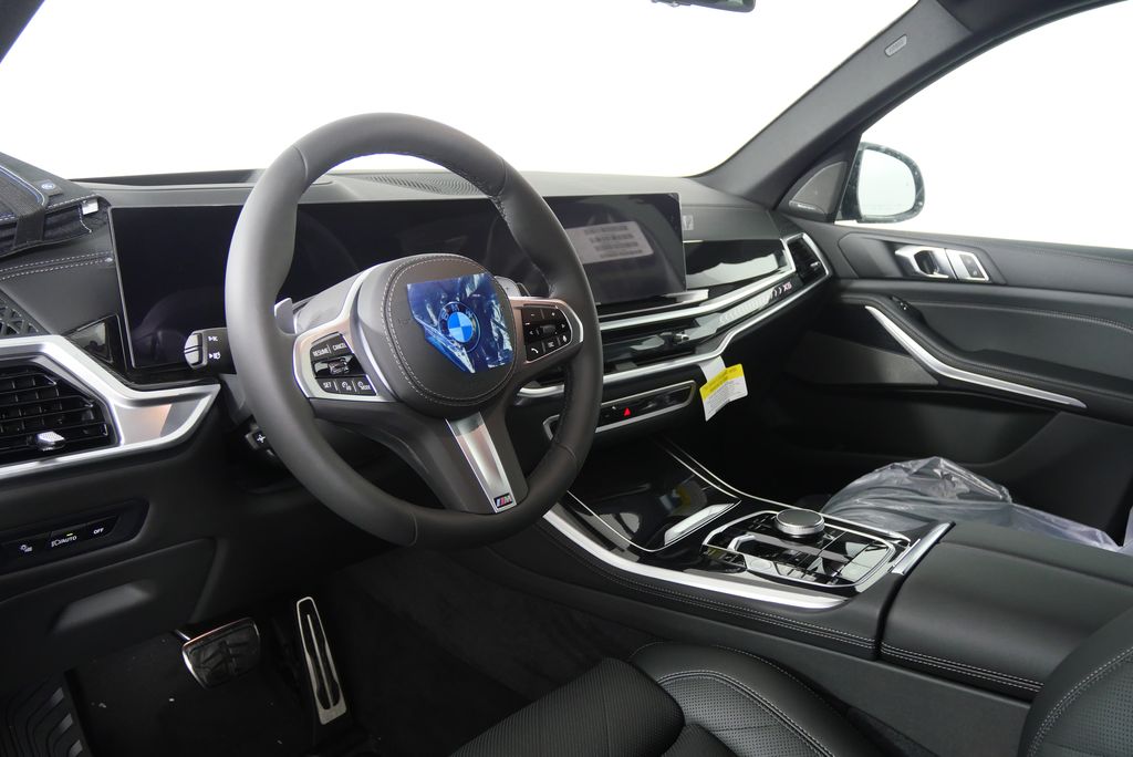 Thumbnail: 2026 BMW X5 - 12