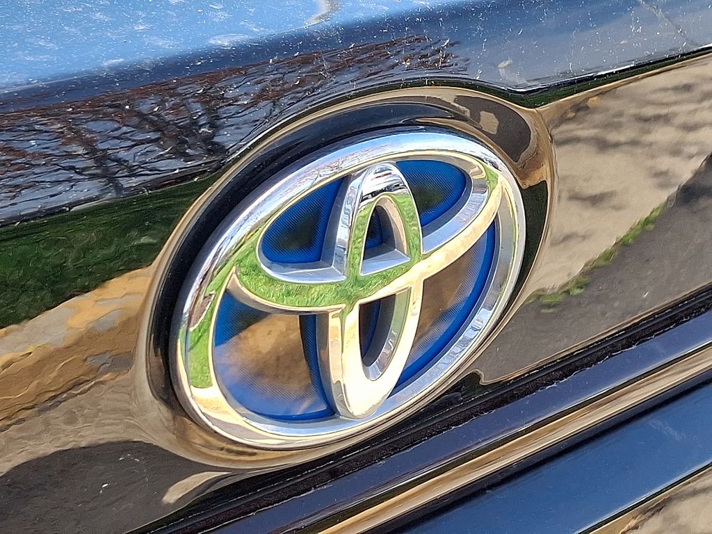 Thumbnail: 2024 Toyota Corolla - 27