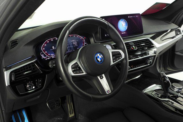 2022 BMW 5 Series 530e iPerformance 27