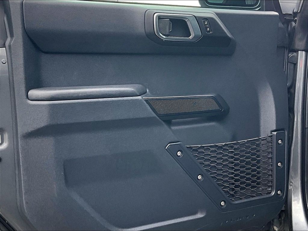 2025 Ford Bronco — photo 9