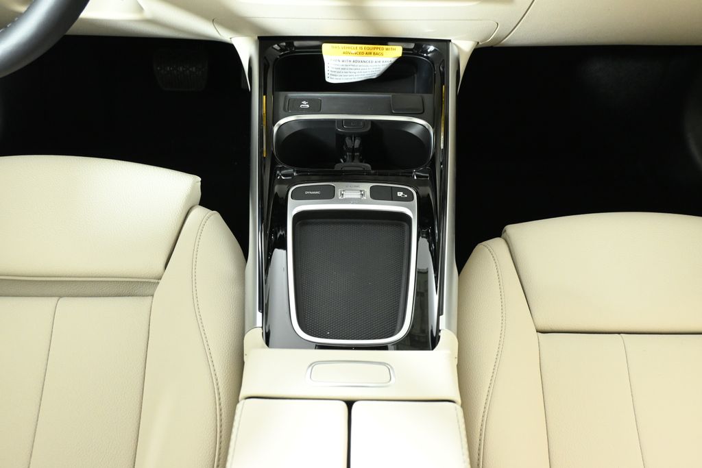 2025 Mercedes-Benz GLB 250 20