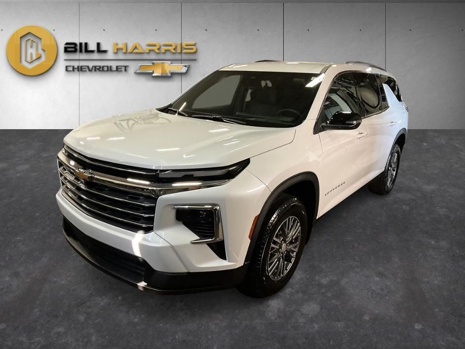Polar White Tricoat 2026 Chevrolet Traverse SUV / Crossover Four-Wheel Drive 8-Speed Automatic