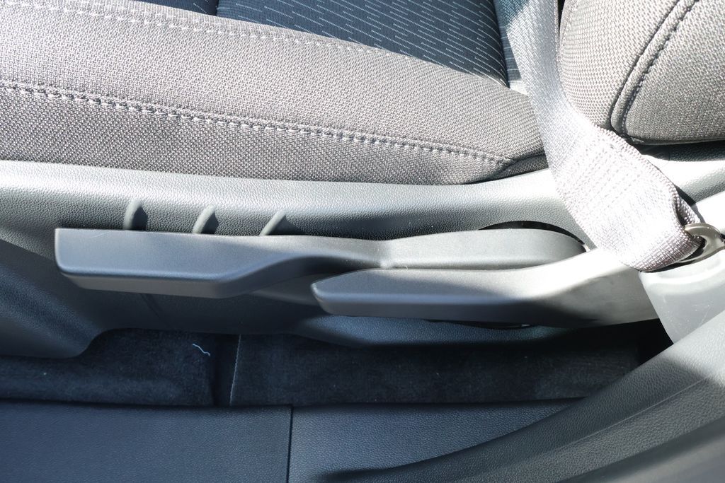 Thumbnail: 2027 Chevrolet Equinox - 17