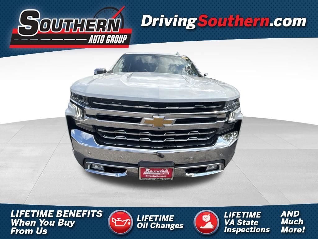 Summit White 2021 Chevrolet Silverado 1500 Pickup Truck Four-Wheel Drive 8-Speed Automatic