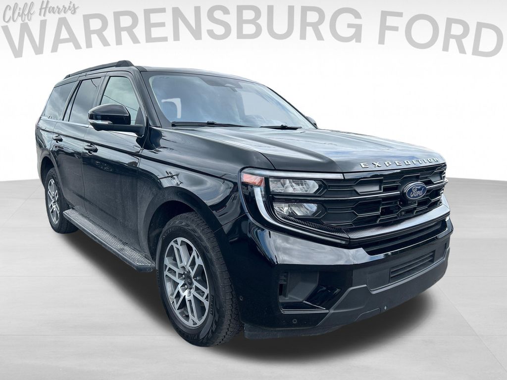 Black Metallic 2025 Ford Expedition SUV / Crossover Four-Wheel Drive Automatic