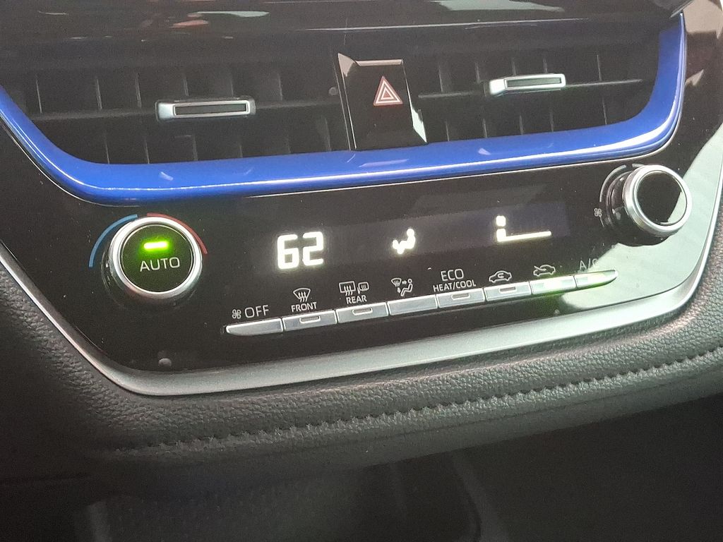 Thumbnail: 2020 Toyota Corolla - 16