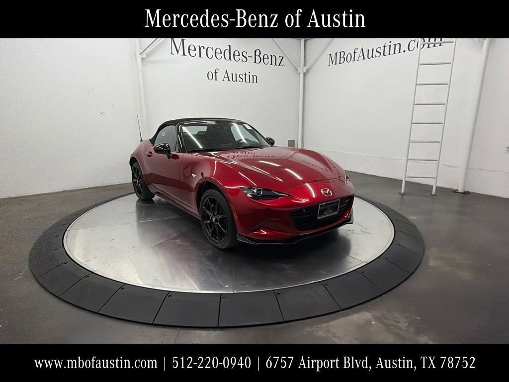 Soul Red Crystal Metallic 2021 Mazda MX-5 Miata Convertible Rear-Wheel Drive 6-Speed Manual