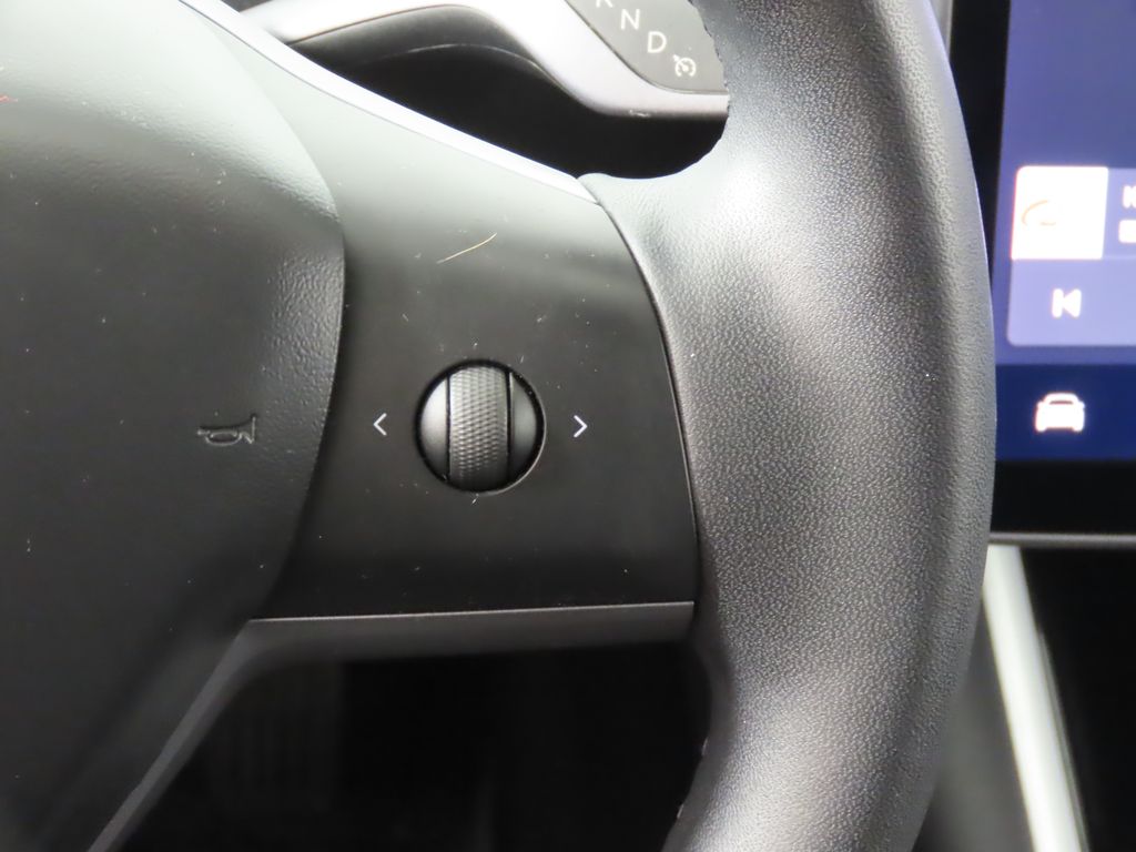 Thumbnail: 2020 Tesla Model 3 - 15