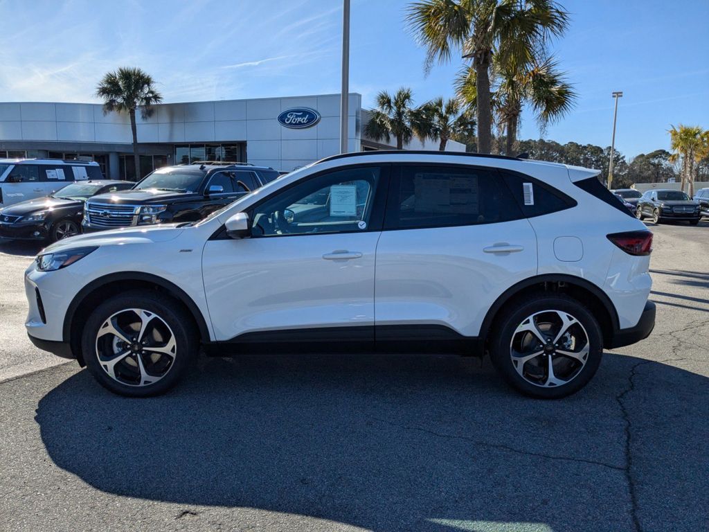 2025 Ford Escape ST-Line Select