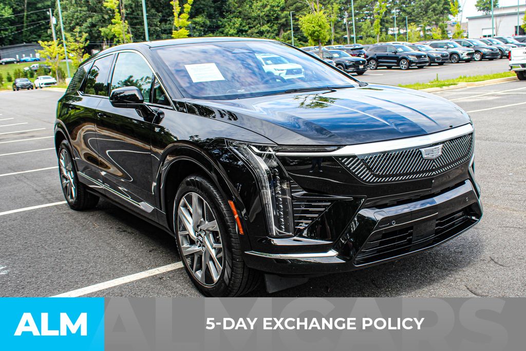 Used 2026 Black Cadillac Premium Luxury image 4