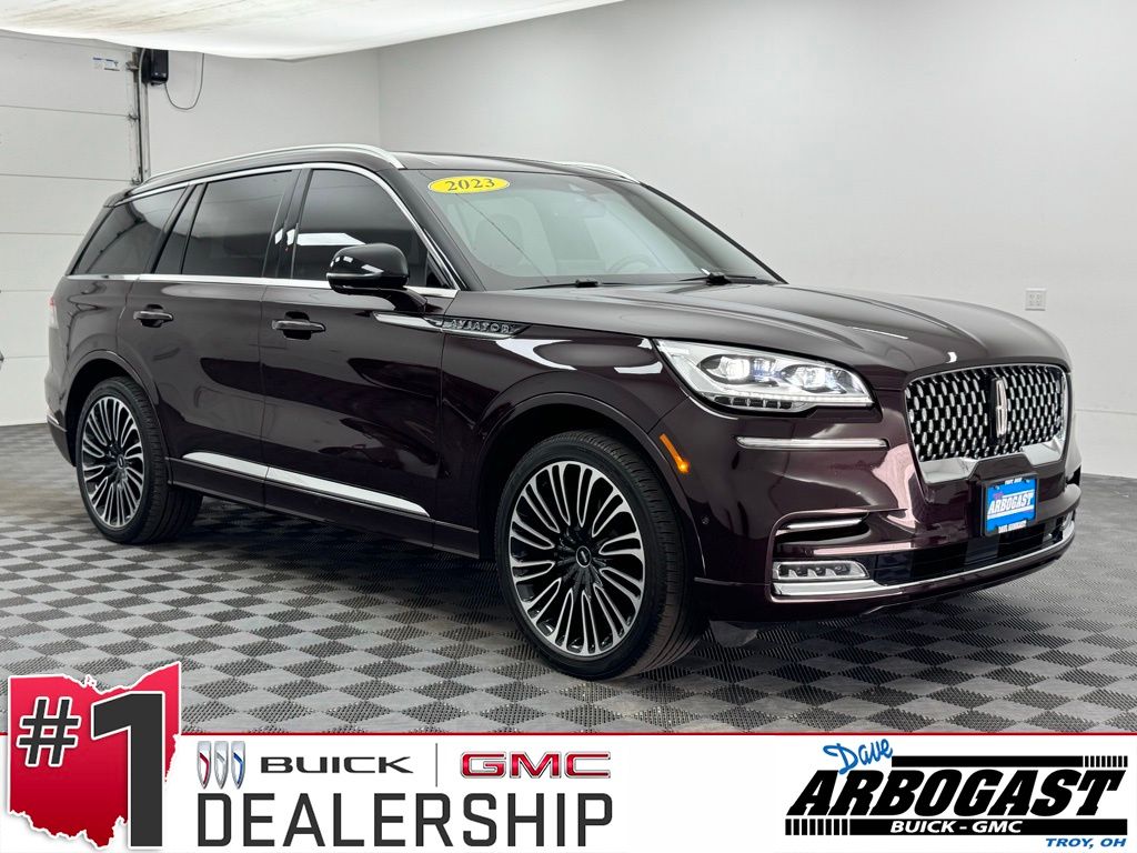 Red Metallic 2023 Lincoln Aviator Black Label AWD SUV / Crossover All-Wheel Drive Automatic