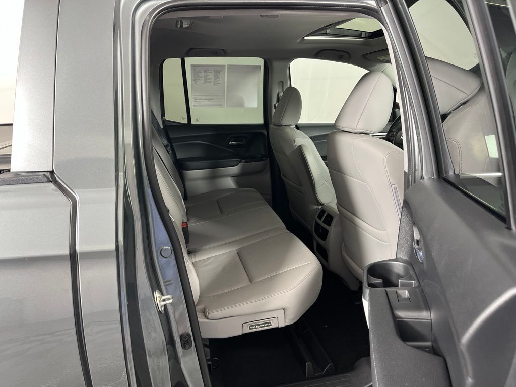 Thumbnail: 2019 Honda Ridgeline - 9