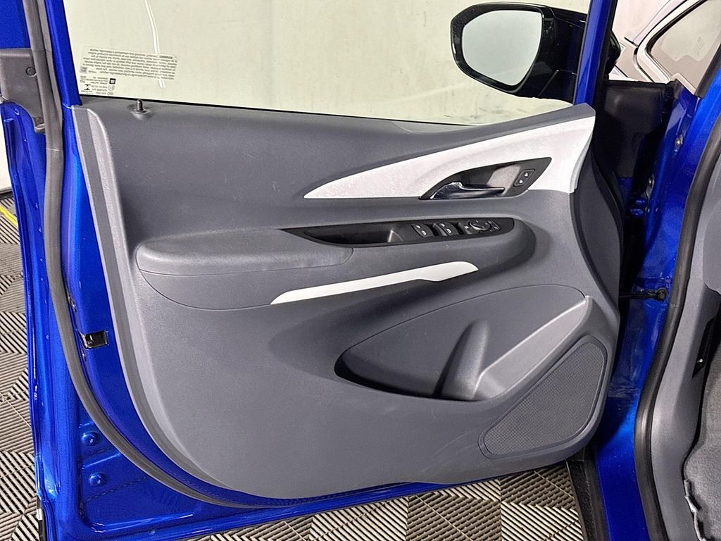 2021 Chevrolet Bolt EV LT