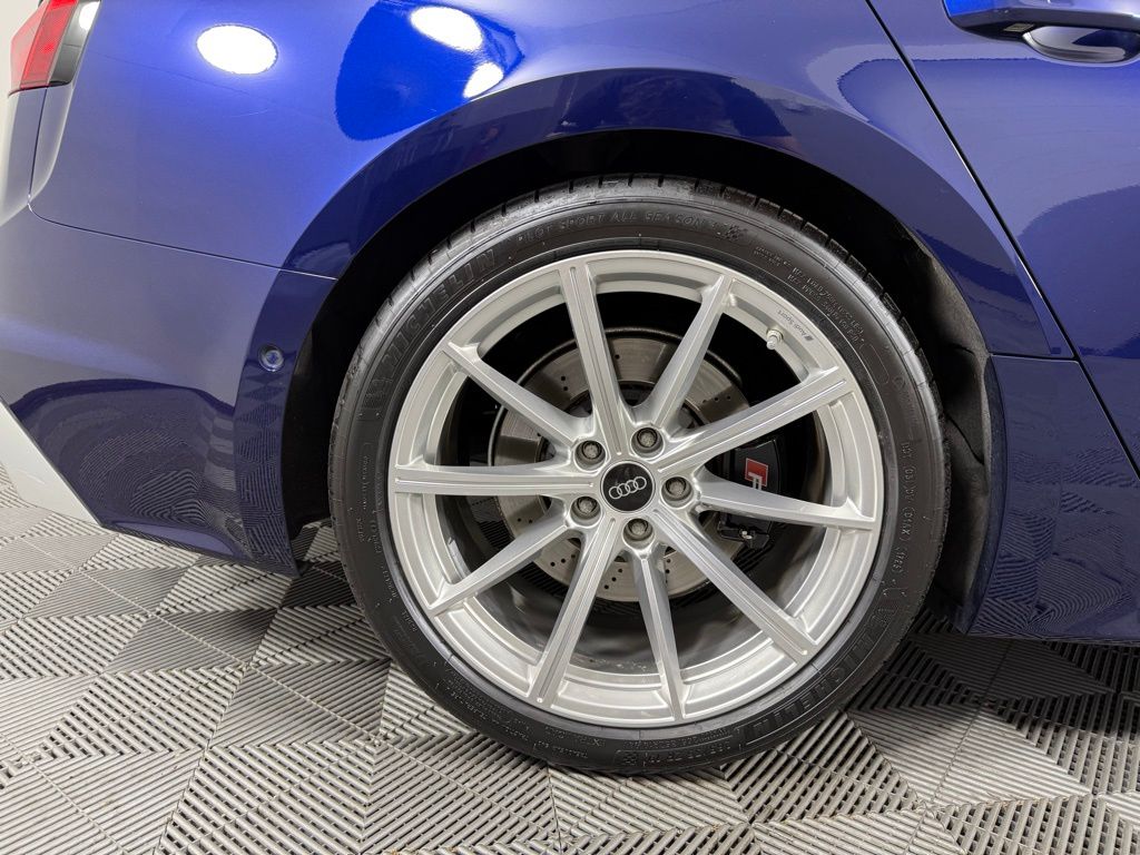 Thumbnail: 2023 Audi RS 5 - 10