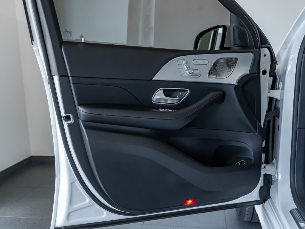 Used 2023  Mercedes-Benz GLE 53 AMG® image 12