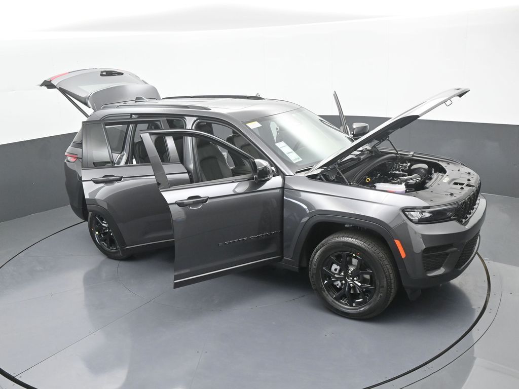 New 2025 Baltic Gray Metallic Clearcoat Jeep Altitude X image 55