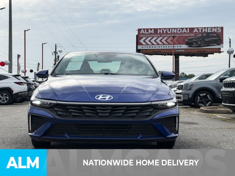 Used 2024 Blue Hyundai SE image 4