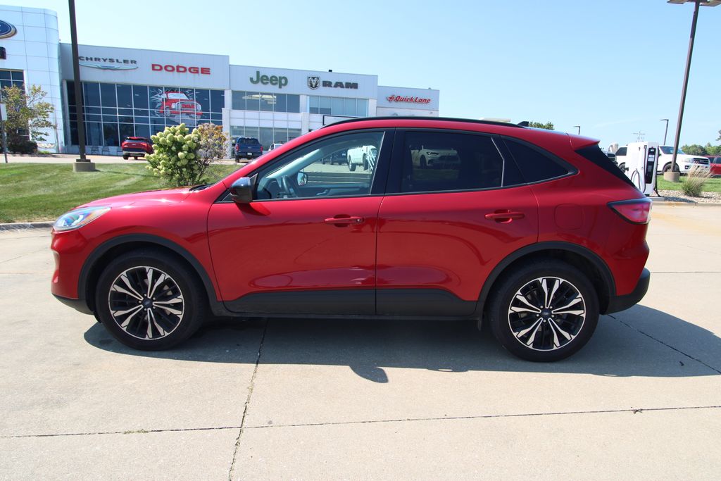 Used 2021 Ford Escape SUV