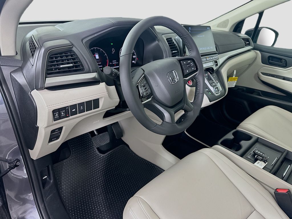 Thumbnail: 2026 Honda Odyssey - 9
