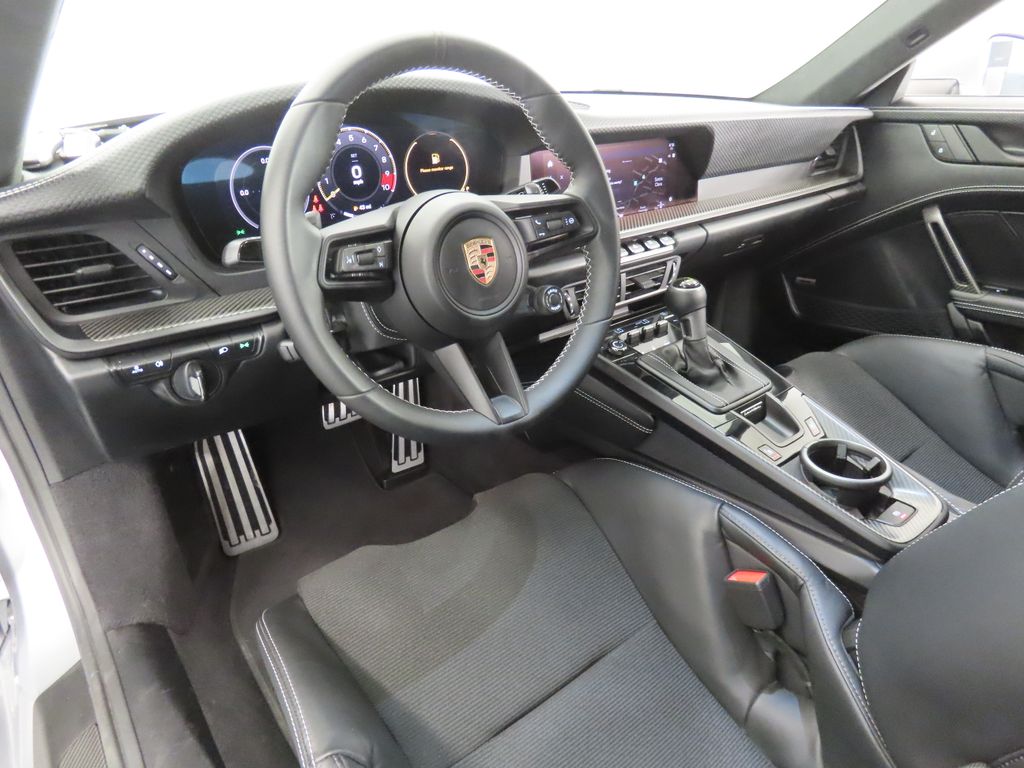 Thumbnail: 2026 Porsche 911 - 4