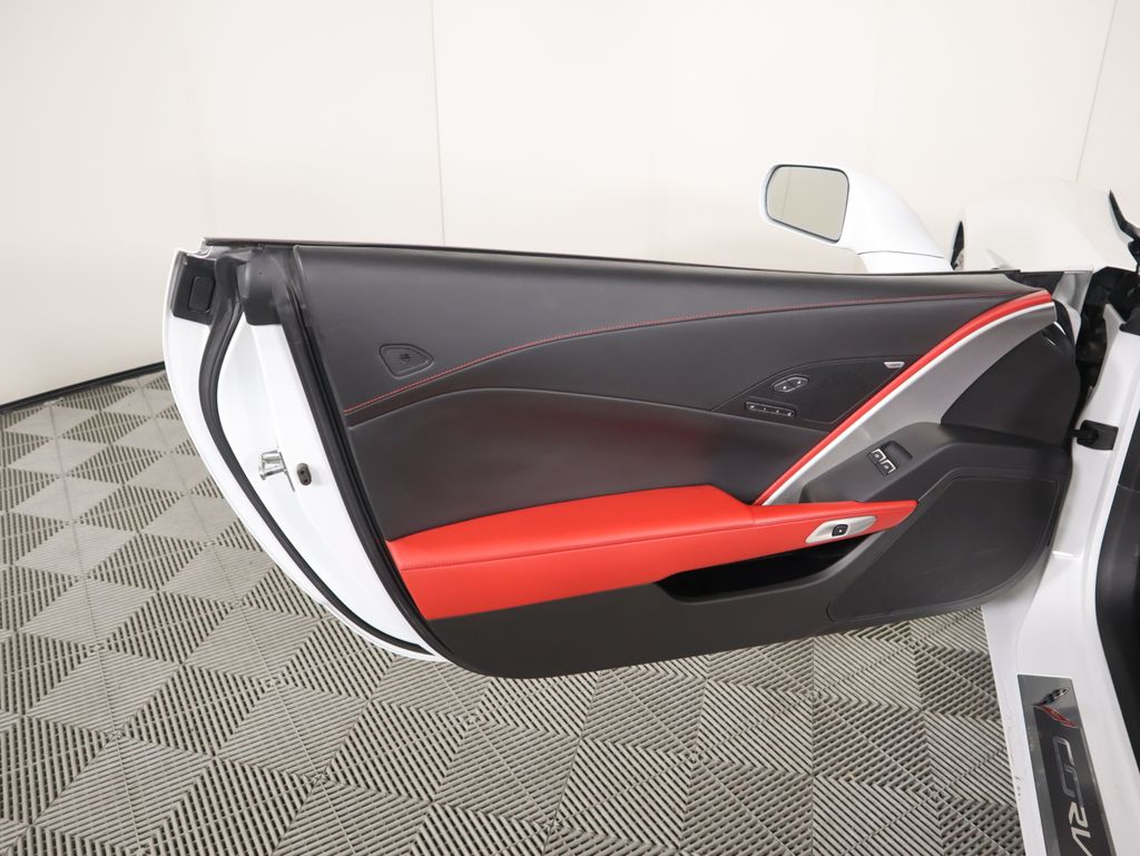 Thumbnail: 2014 Chevrolet Corvette - 29