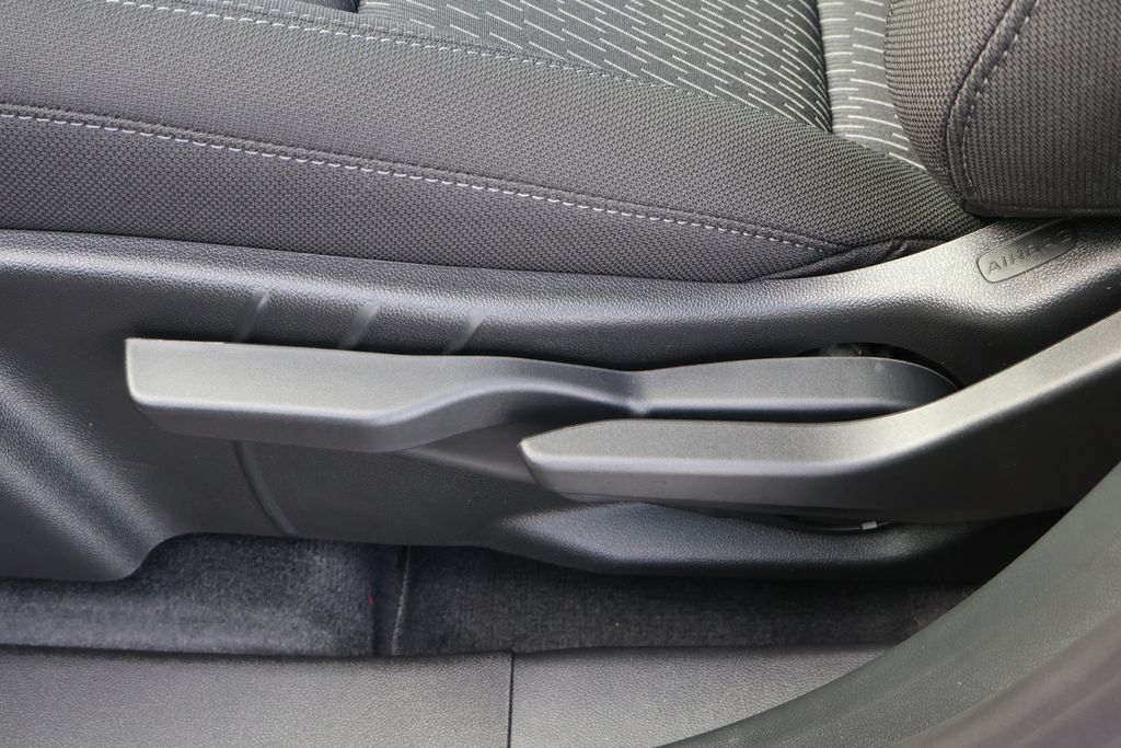 Thumbnail: 2026 Chevrolet Equinox - 16