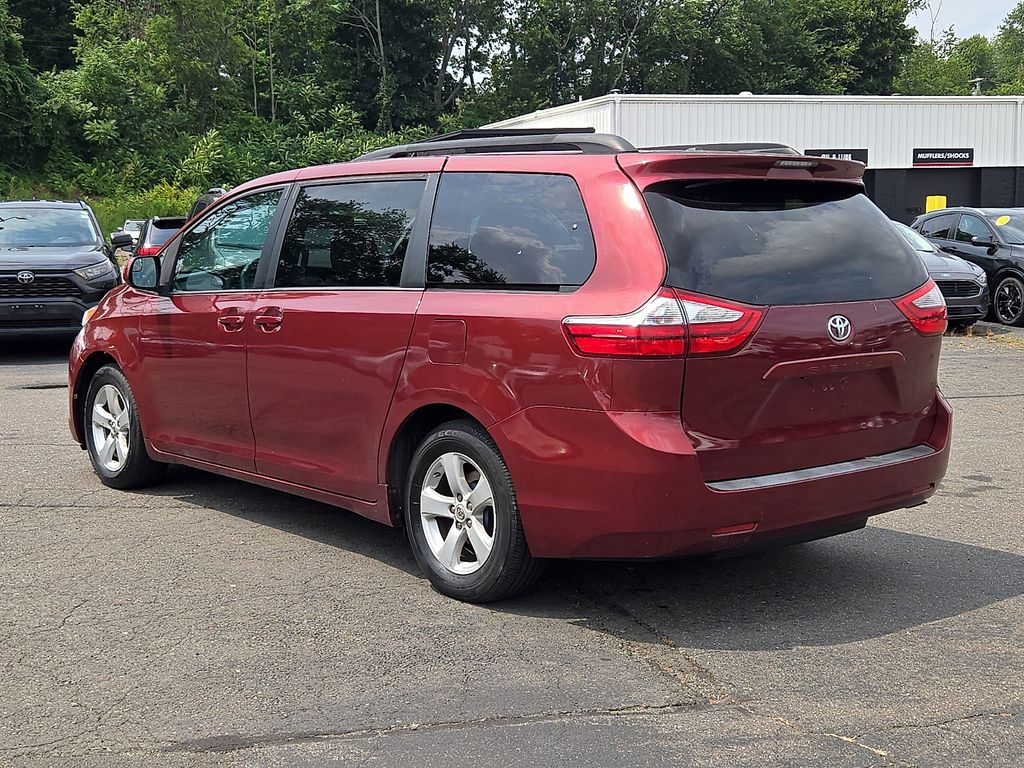 2017 Toyota Sienna