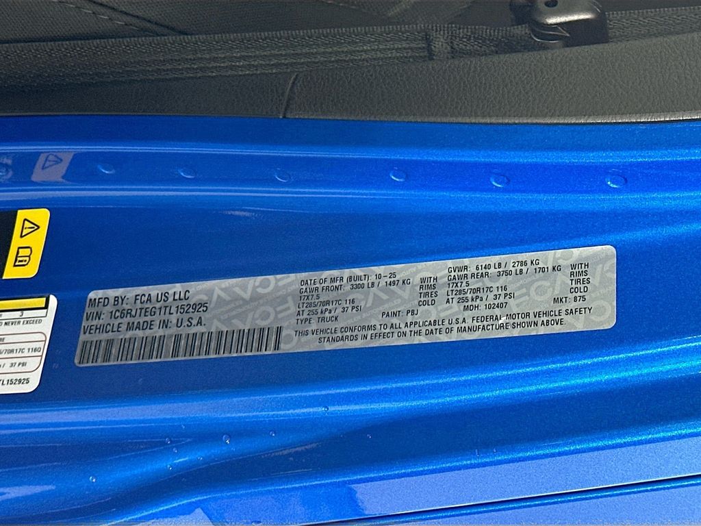 New 2026 Blue Jeep Mojave image 19