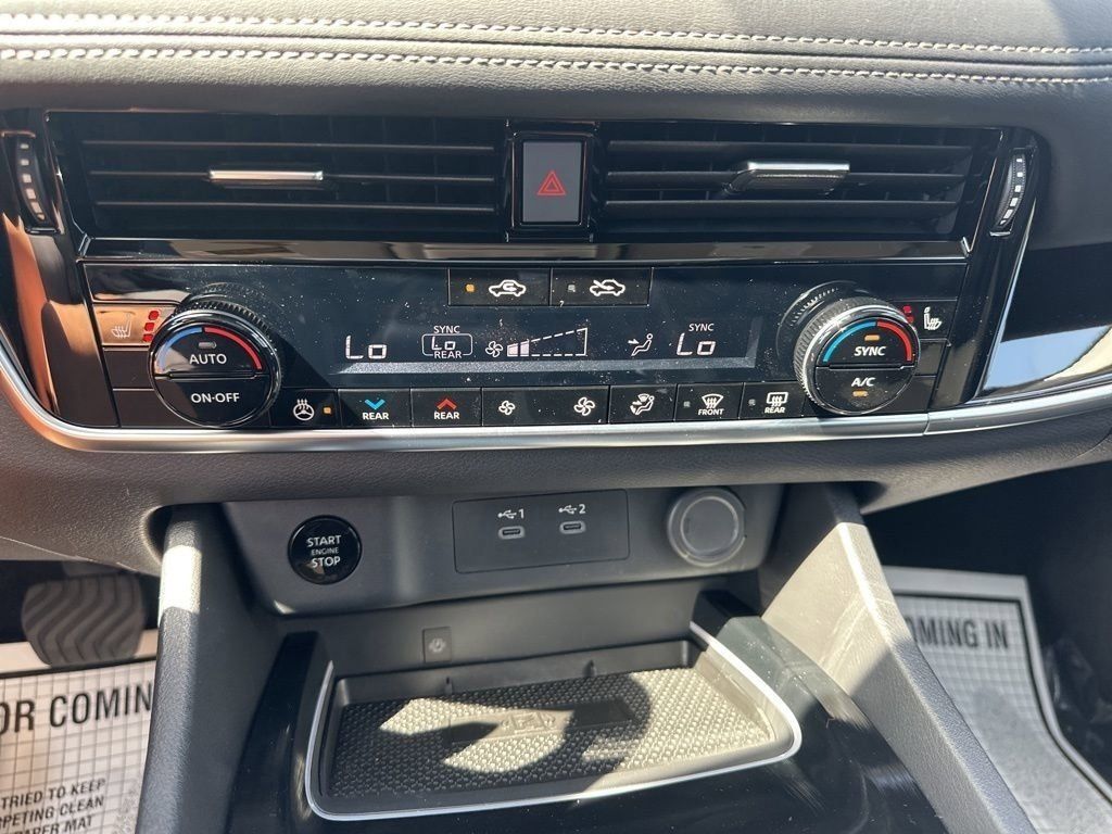 2025 Boulder Gray Pearl Nissan Rogue SL FWD SUV