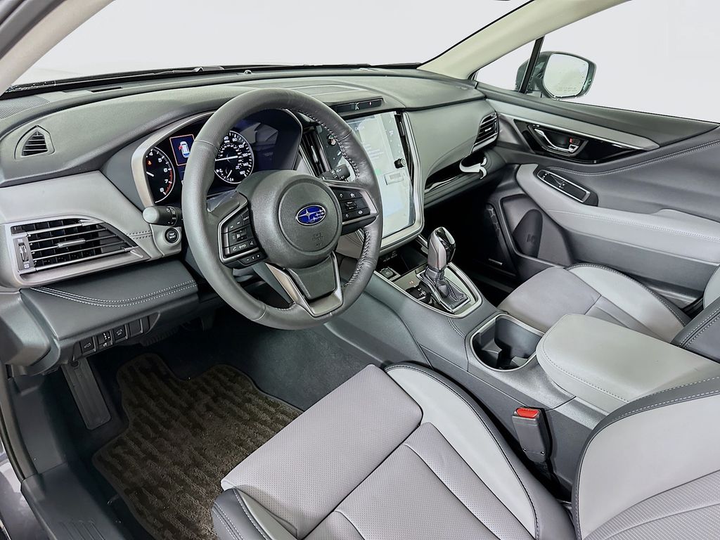2025 Subaru Outback Limited - Photo 10