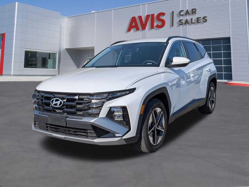 Serenity White Pearl 2025 Hyundai Tucson SEL FWD SUV / Crossover Front-Wheel Drive 8-Speed Automatic