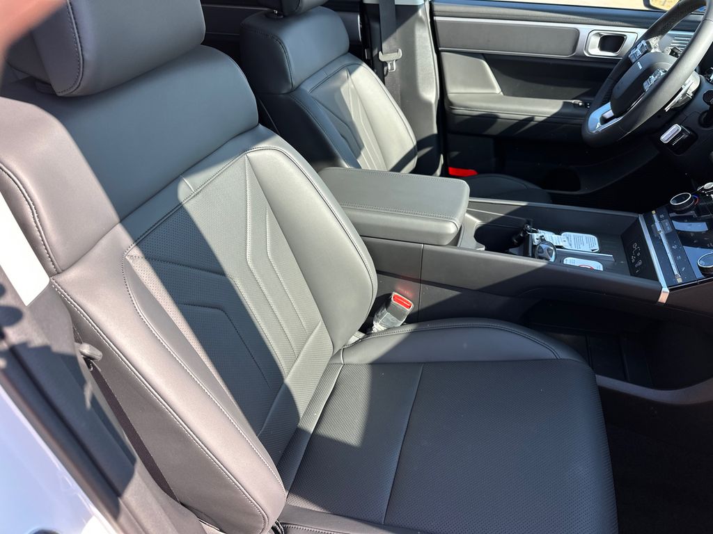 New 2026 White Hyundai SEL image 14