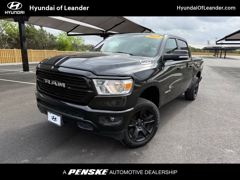 Diamond Black Crystal Pearlcoat 2019 RAM 1500 Big Horn Crew Cab RWD Pickup Truck 4X2 8-Speed Automatic