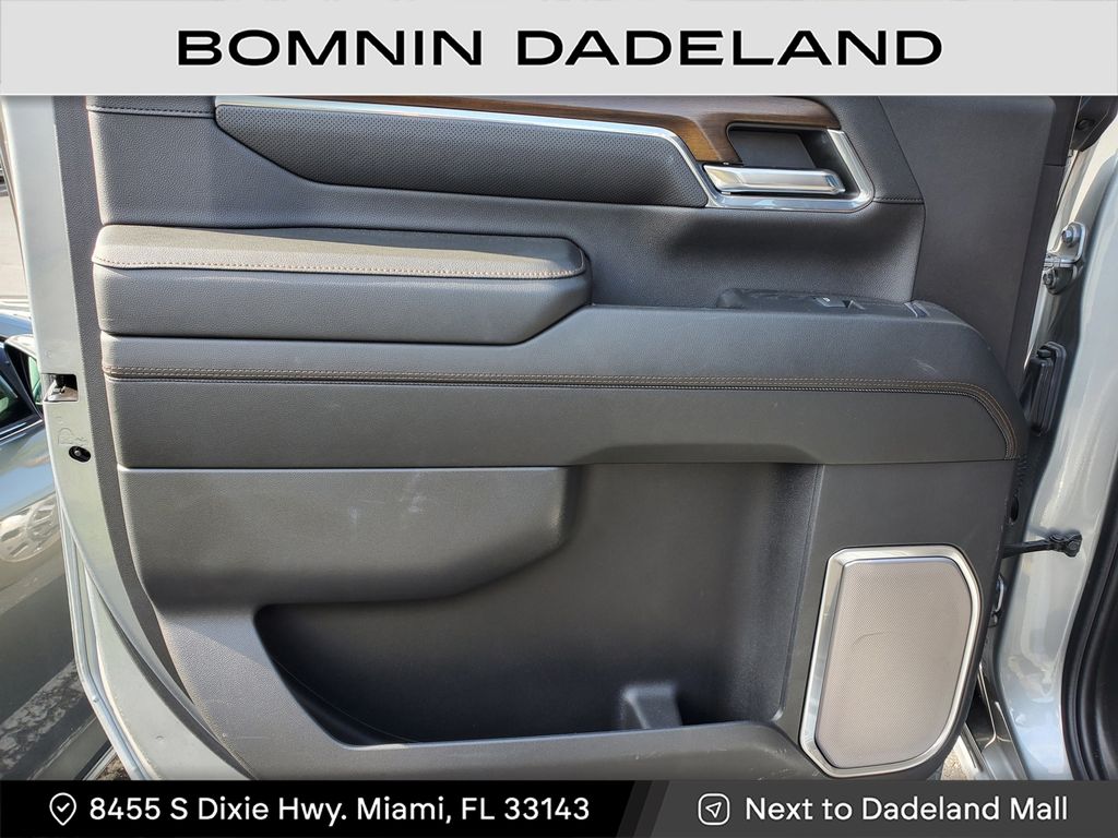 2024 Chevrolet Silverado 3500HD High Country photo