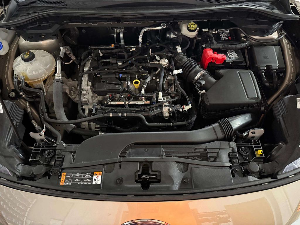 Used 2021 Desert Gold Metallic Ford SE image 25