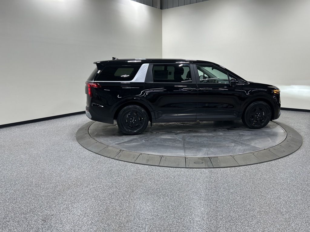 new 2026 Kia Carnival car, priced at $41,665