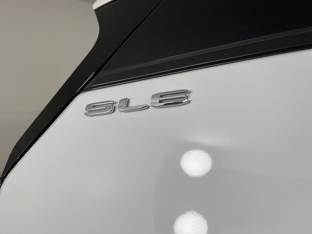 2024 GMC Terrain SLE 4