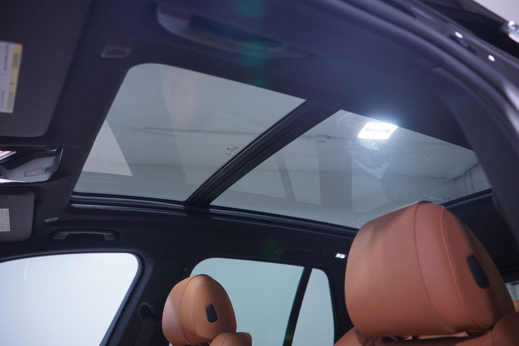 Thumbnail: 2026 BMW X5 - 8