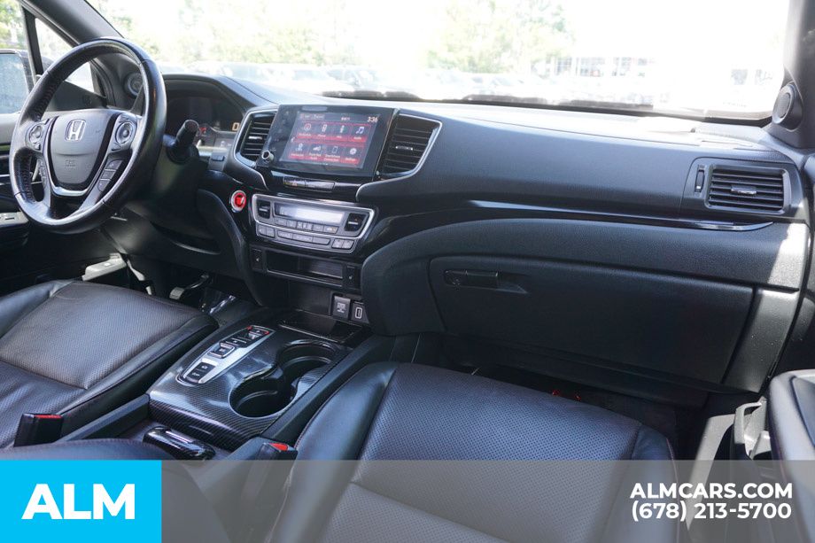 2023 Honda Ridgeline Black Edition photo 21
