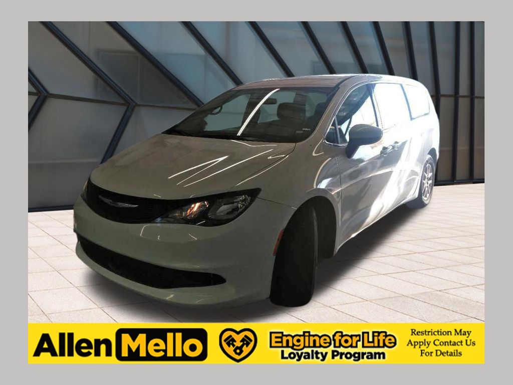 Bright White Clearcoat 2022 Chrysler Voyager Minivan Front-Wheel Drive 9-Speed Automatic