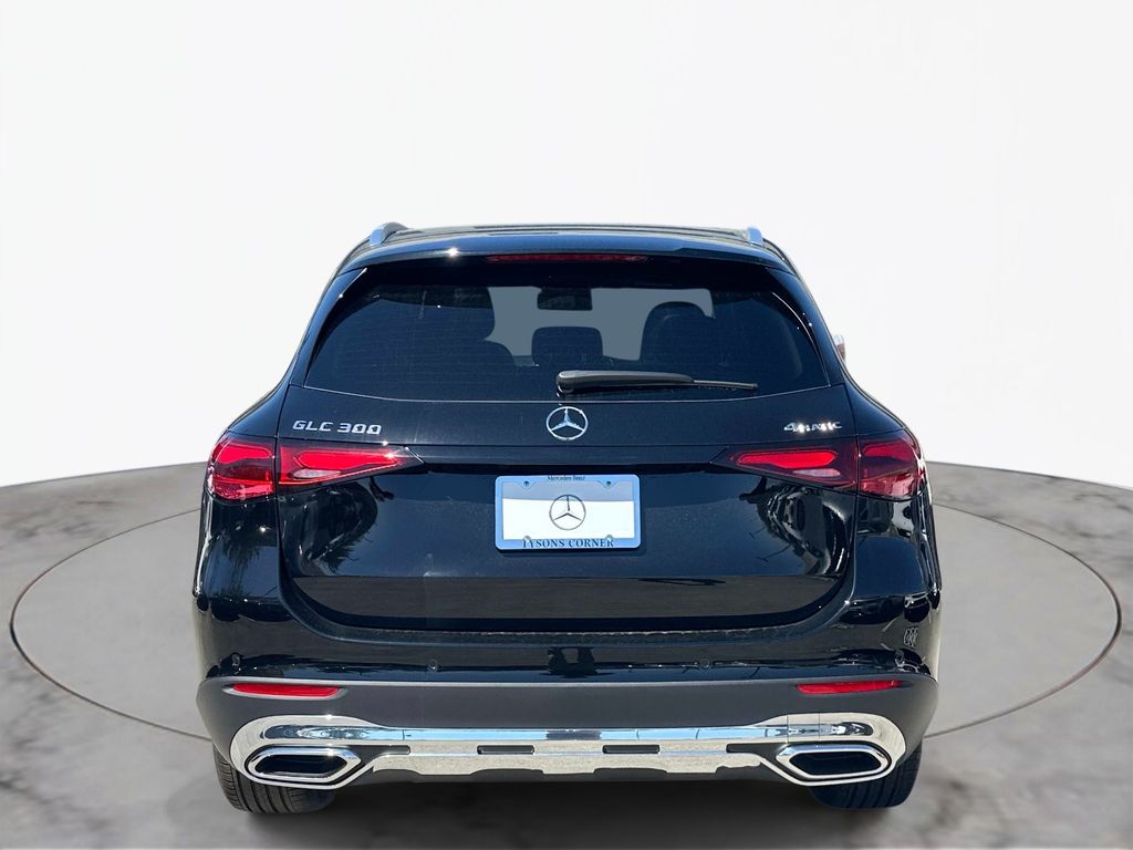 Thumbnail: 2026 Mercedes-Benz GLC - 6
