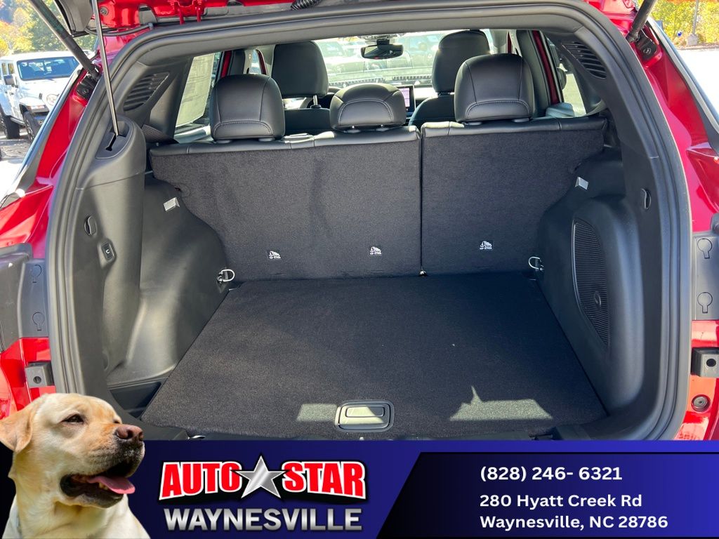 new 2026 Jeep Compass car, priced at $31,990