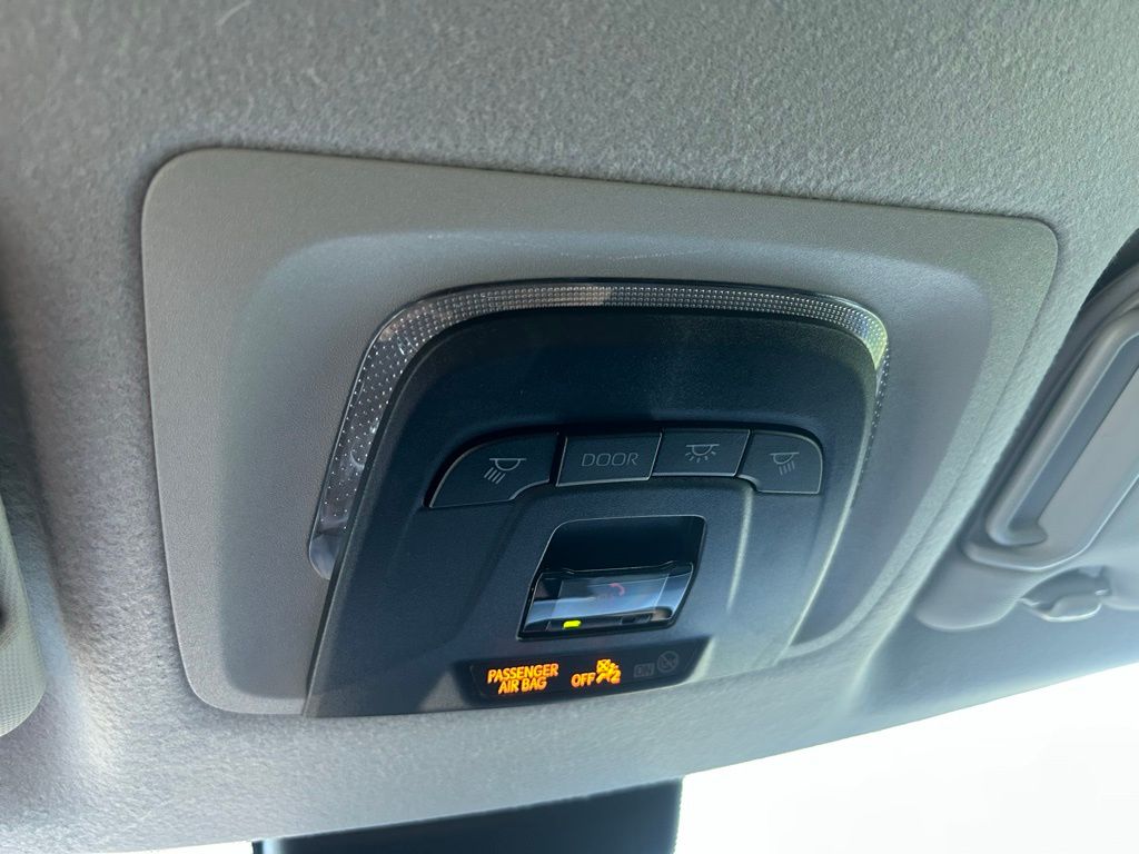 Thumbnail: 2022 Toyota Corolla Cross - 28