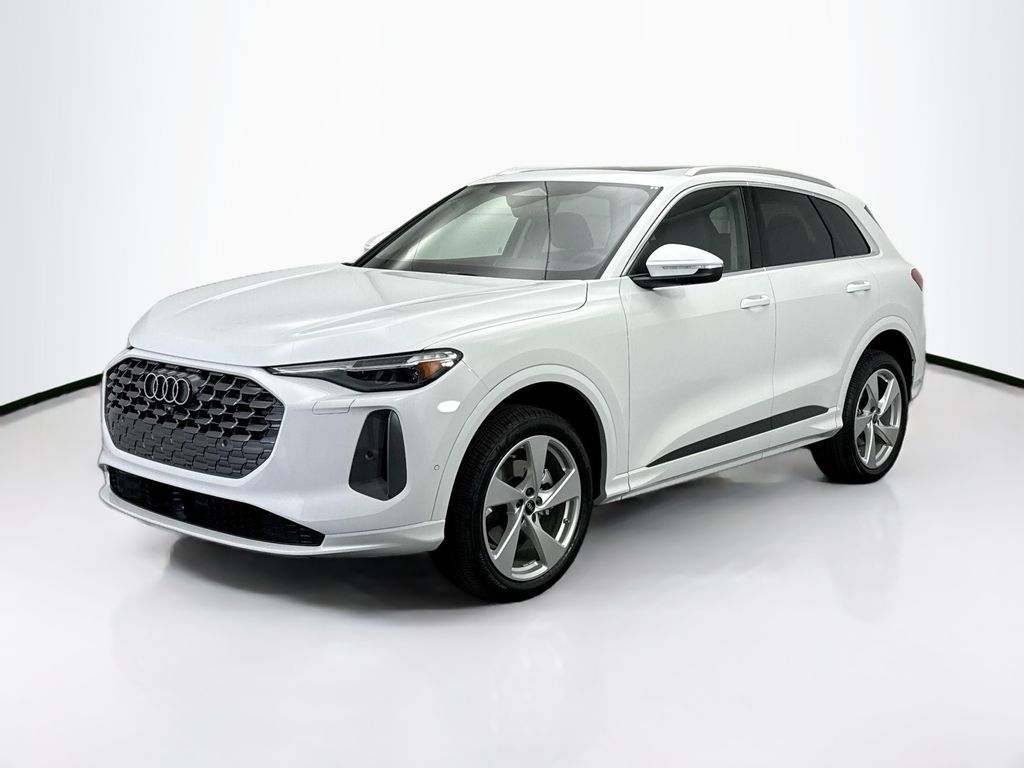 Thumbnail: 2025 Audi Q5 - 1