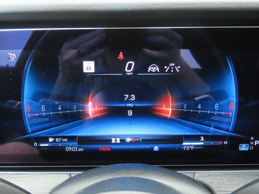 Thumbnail: 2026 Mercedes-Benz AMG GT - 31