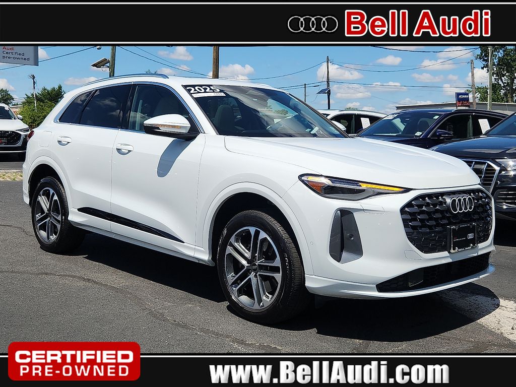 Glacier White 2025 Audi Q5 SUV / Crossover All-Wheel Drive 7-Speed Automatic