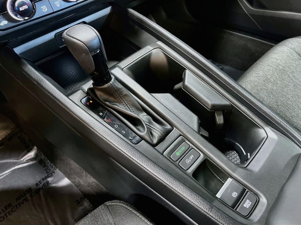 Used 2025 Charcoal Honda SE image 15